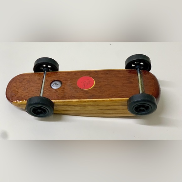 1988 Vtg Hand Crafted Homemade Pinewood Derby Race Car - Picture 11 of 12